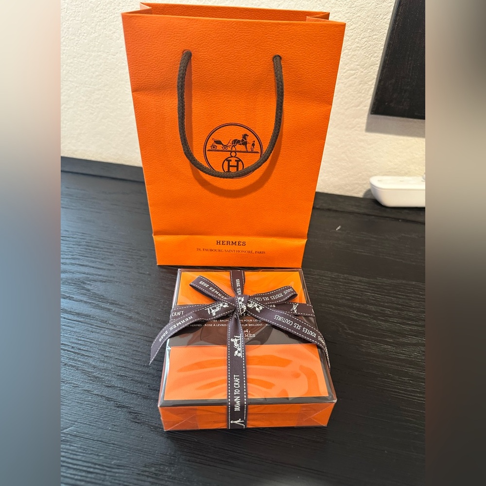 Hermès Rouge Gift Set - BRAND NEW. Comes with gift bag.